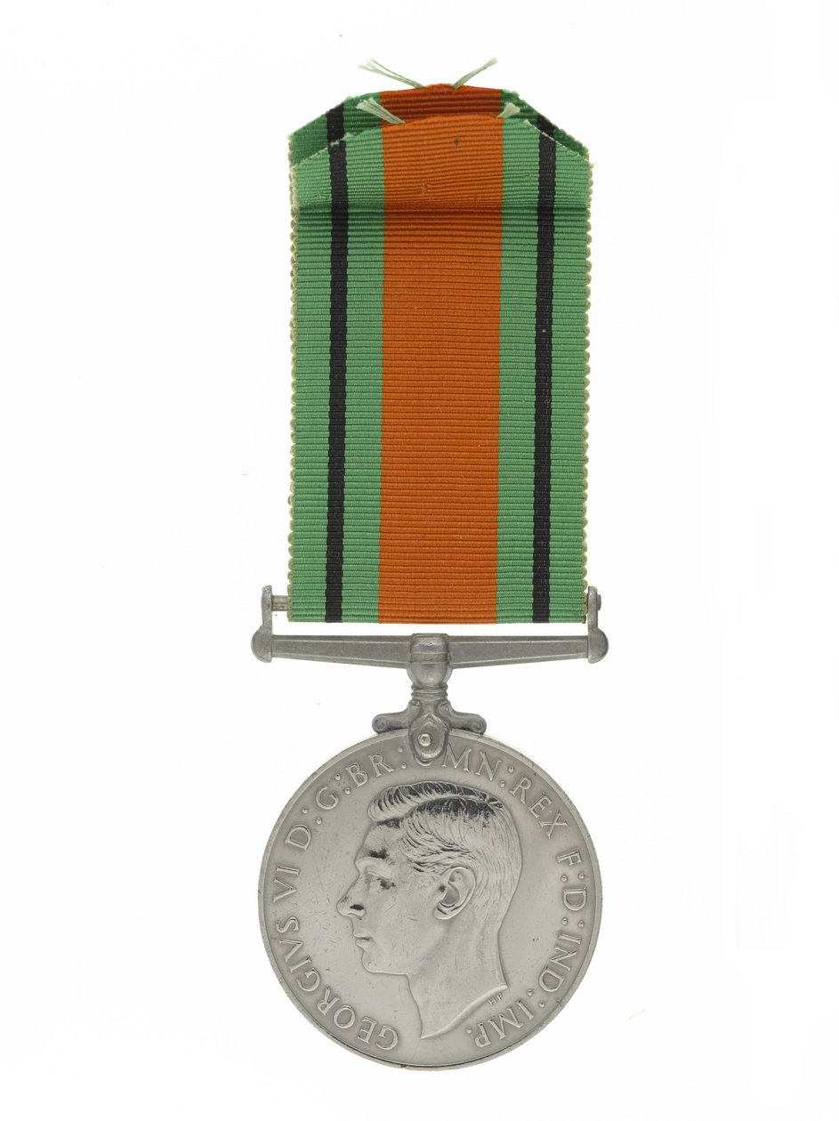 Försvarsmedalj 1939-45 (nickel och siden) av Unbekannt