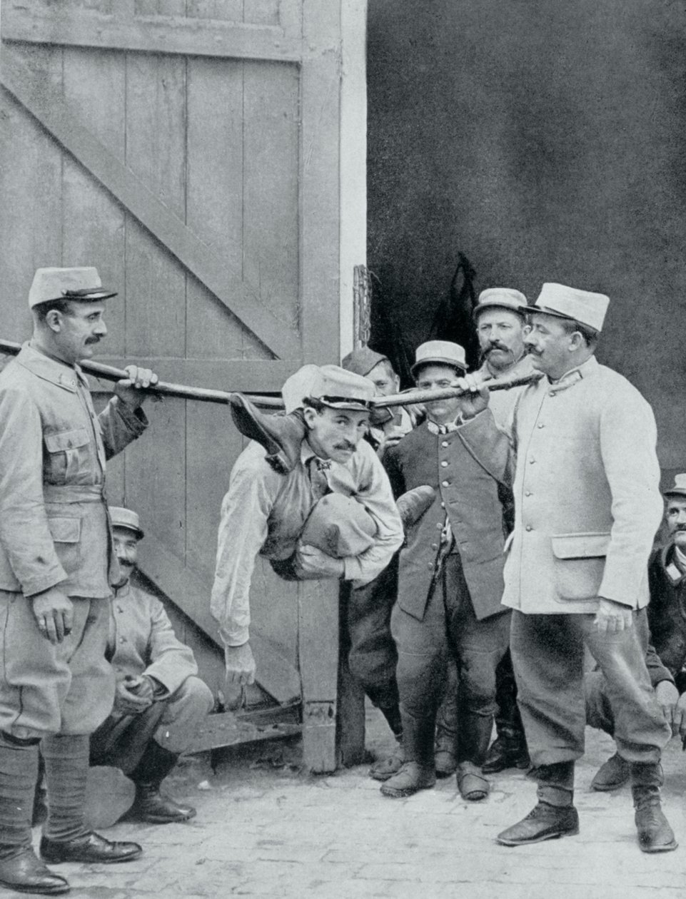 Distraktioner vid fronten, den mänskliga ormen, Frankrike, första världskriget, 1915 av Unbekannt