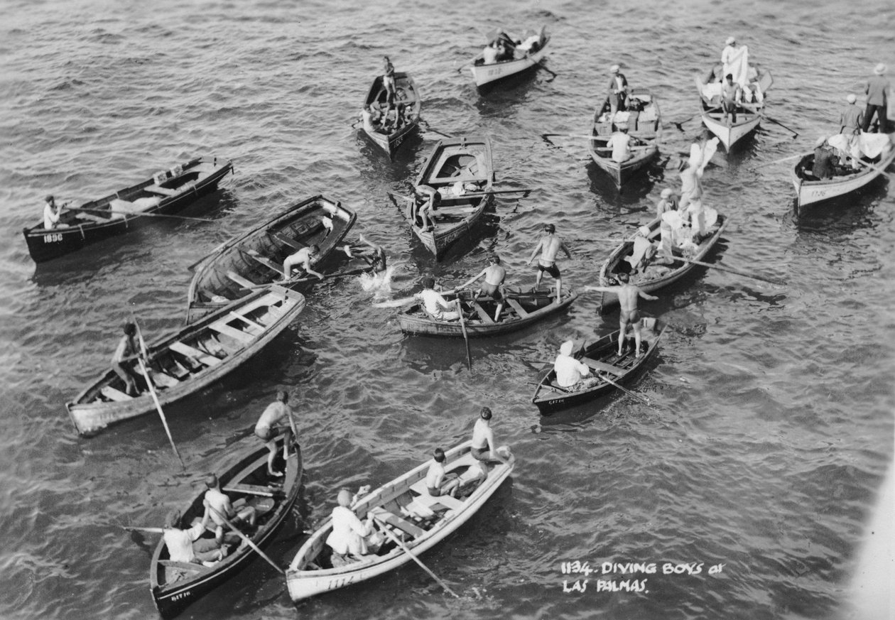 Dykarpojkar vid Las Palmas, Gran Canaria, Kanarieöarna, Spanien, 1900-talet av Unbekannt