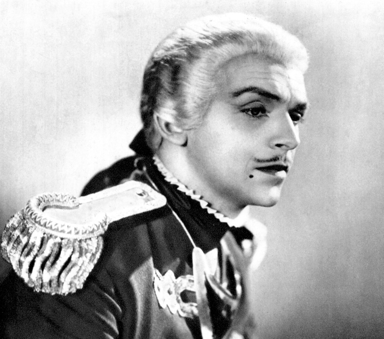 Douglas Fairbanks Jr, amerikansk skådespelare, 1934-1935 av Unbekannt