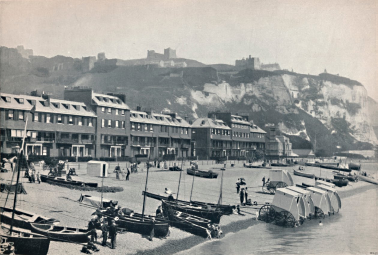 Dover - Paraden, visar Dover Castle, 1895 av Unbekannt