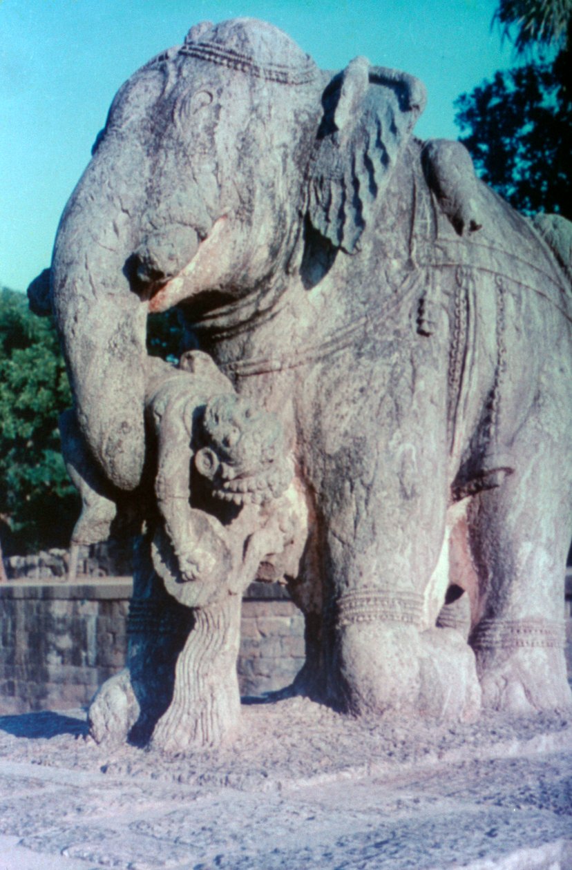 Elefantskulptur, Khajuraho, Indien. c950-1050. 1900-talet av Unbekannt
