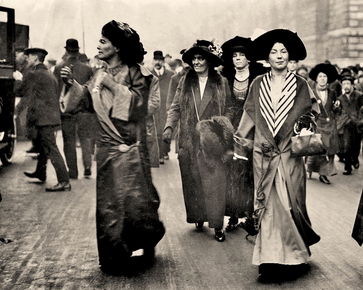 Emmeline Pethick Lawrence och Christabel Pankhurst, ca 1908 (foto) av Unbekannt