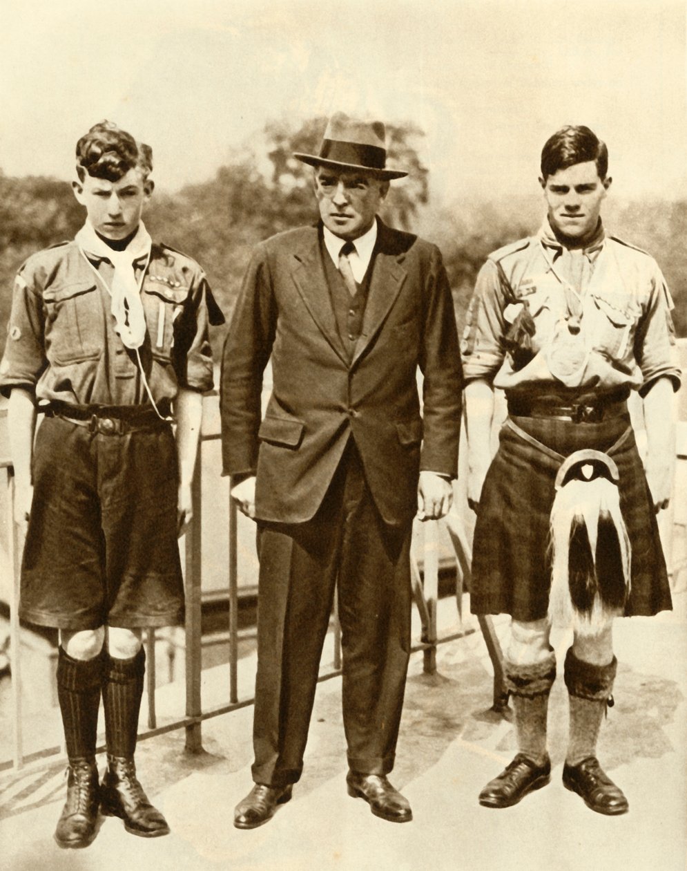 Ernest Shackleton med James Marr och Norman Mooney, 1921, 1935. av Unbekannt
