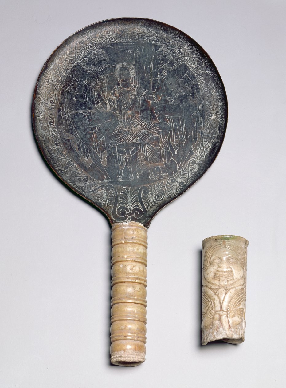 Etruskisk elfenbenshanterad spegel med graverad dekoration föreställande Odysseus Hotande Circe; Ivory Gorgoneion-handtag, 400-talet f.Kr. (brons och elfenben) av Unbekannt