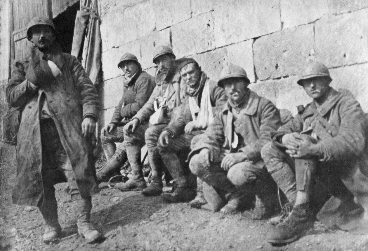 Evakuerade fransmän sårade efter slaget vid Plessis-de-Roye, Picardie, Frankrike, 30 mars 1918 av Unbekannt