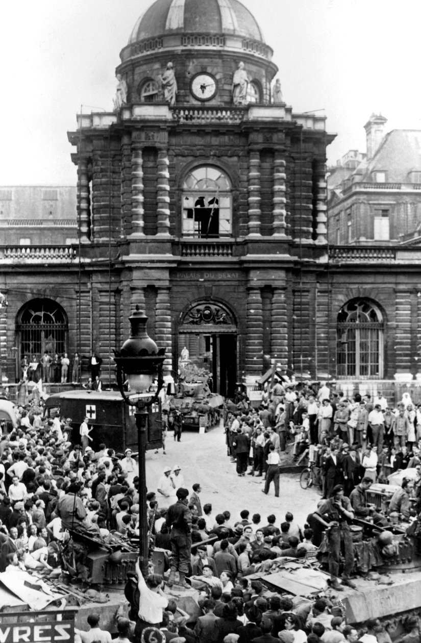 Evakuering av tyska sårade efter senatens kapitulation, befrielsen av Paris, augusti 1944 av Unbekannt