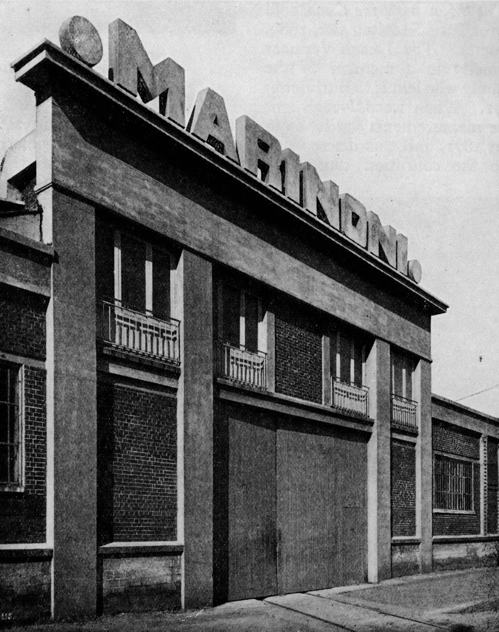 Fasad av Ateliers Marinoni, Montataire Oise arkitekter, Perret Freres, c1928 av Unbekannt