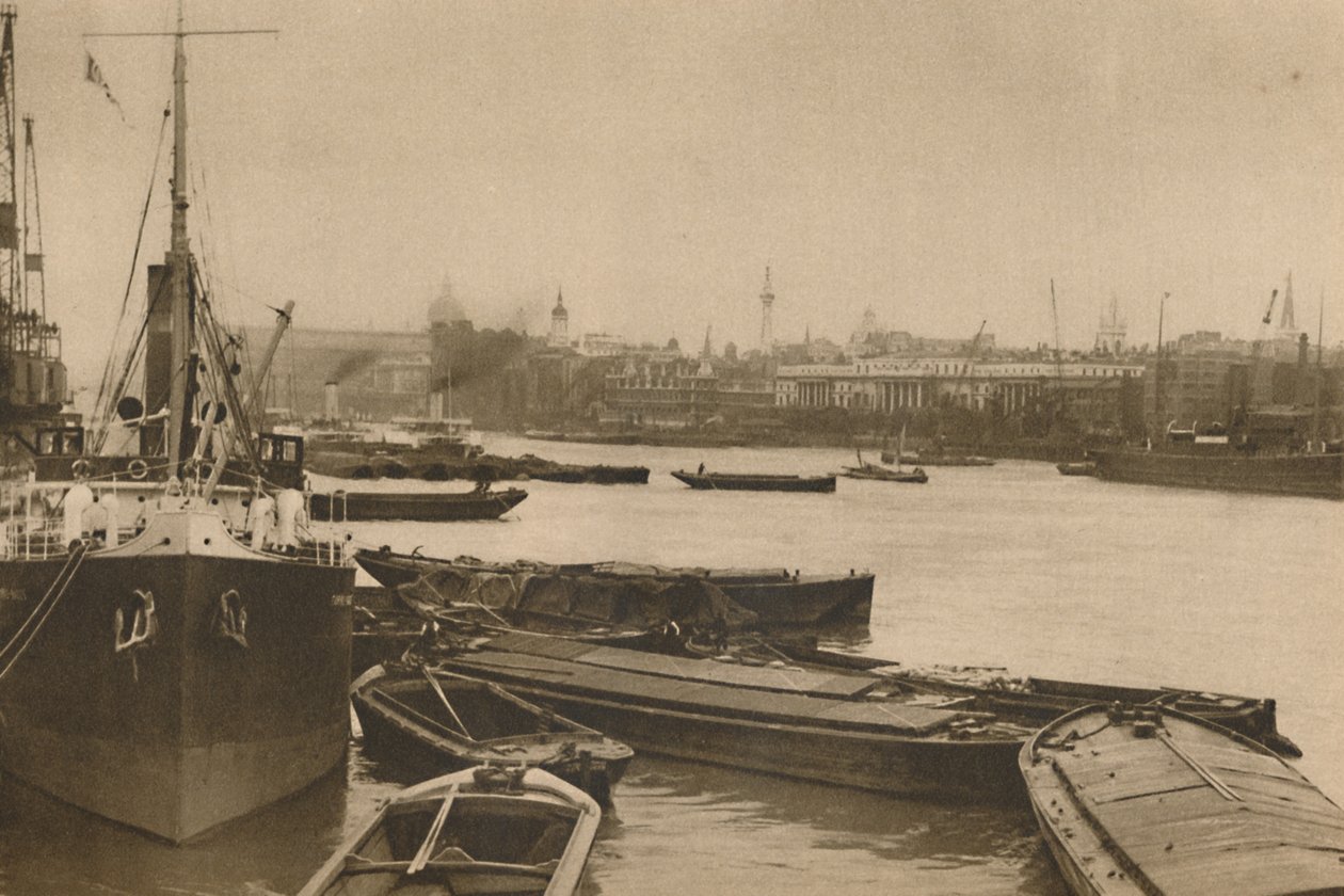 Trofasta fartyg som tjänar Londons behov: Poolen från Custom House till Billingsgate, c1935. av Unbekannt
