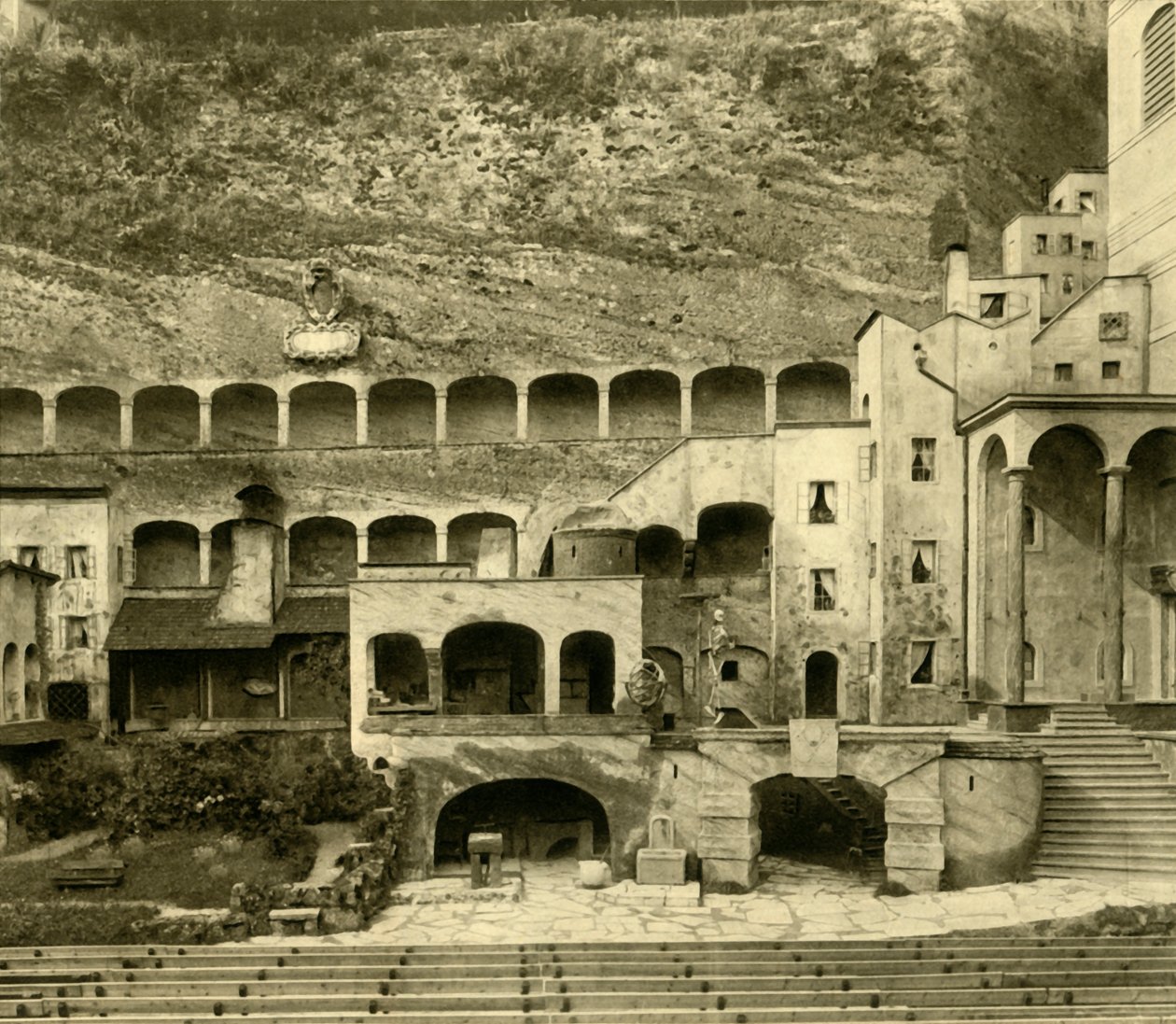 Staden Faust i Felsenreitschule, Salzburg, Österrike, c1935. av Unbekannt
