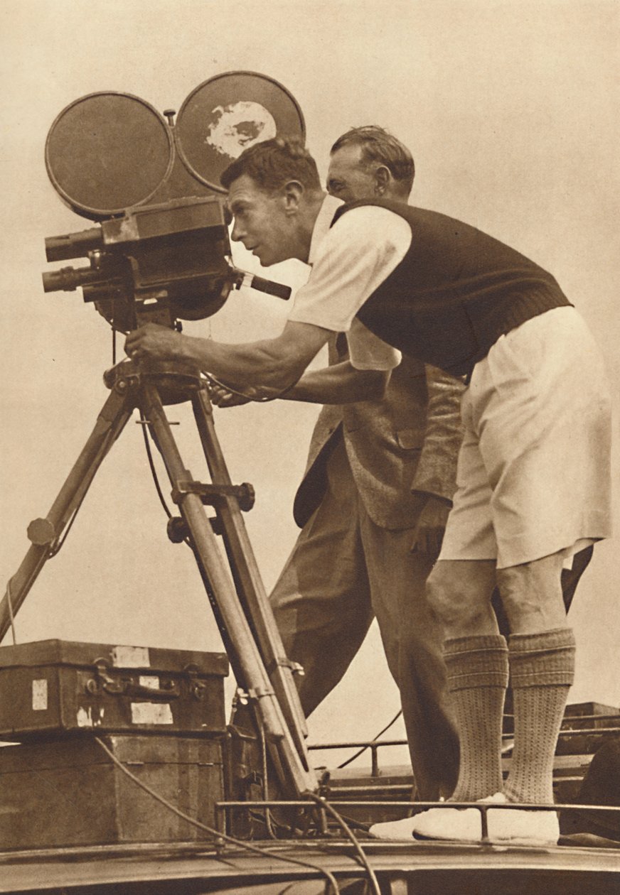 Filmskapare - Gör en filmskiva på ett av hans årliga läger för pojkar, 1927 1937 av Unbekannt