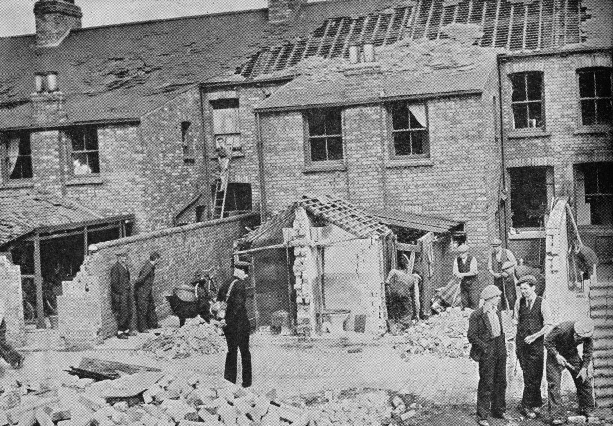 De första bomberna på England, 1940, 1940 av Unbekannt