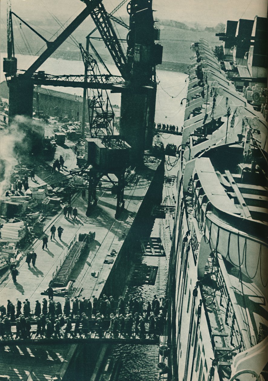 Inredningsbassäng av John Brown och Companys varv i Clydebank, 1937 av Unbekannt