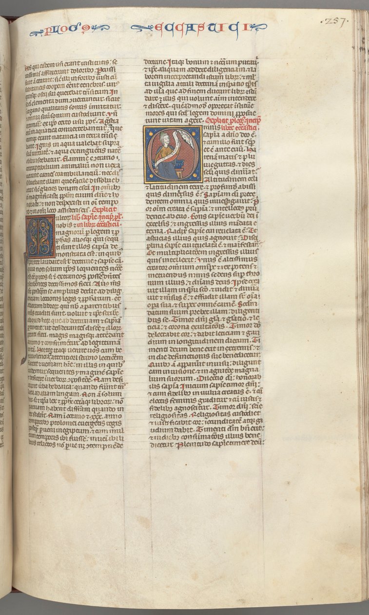 Fol. 257r, Ecclesiasticus, historiker initial O, Sirach sittande med en skriftrulle, byst av Gud ovanför, ca. av Unbekannt