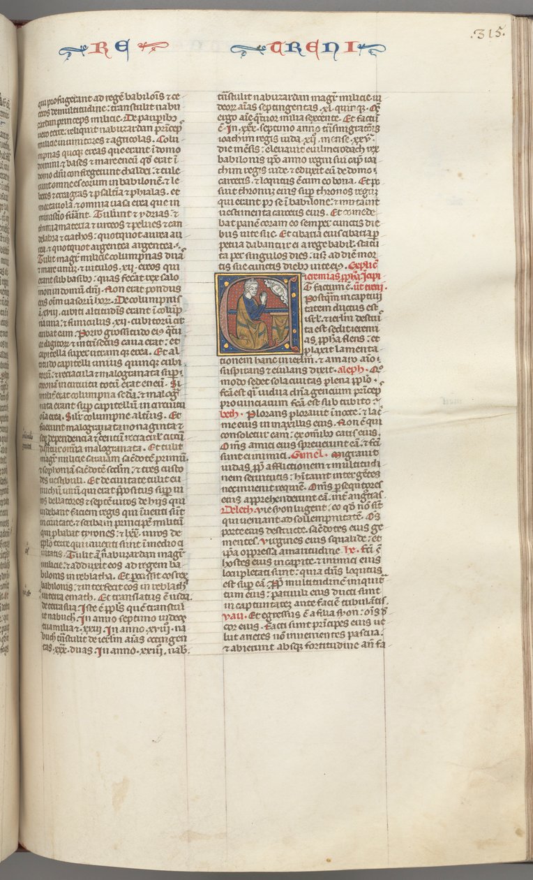 Fol. 315r, Lamentations, historisk initial E, en knästående Jeremia som ber till en byst av Gud, ca. 127 av Unbekannt