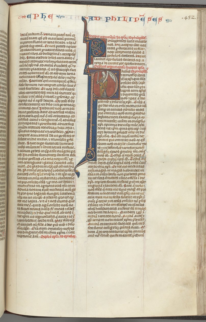 Fol. 452r, Filipperbrevet, historiker initial P, Paulus står med ett svärd och en rulla och pratar med t av Unbekannt