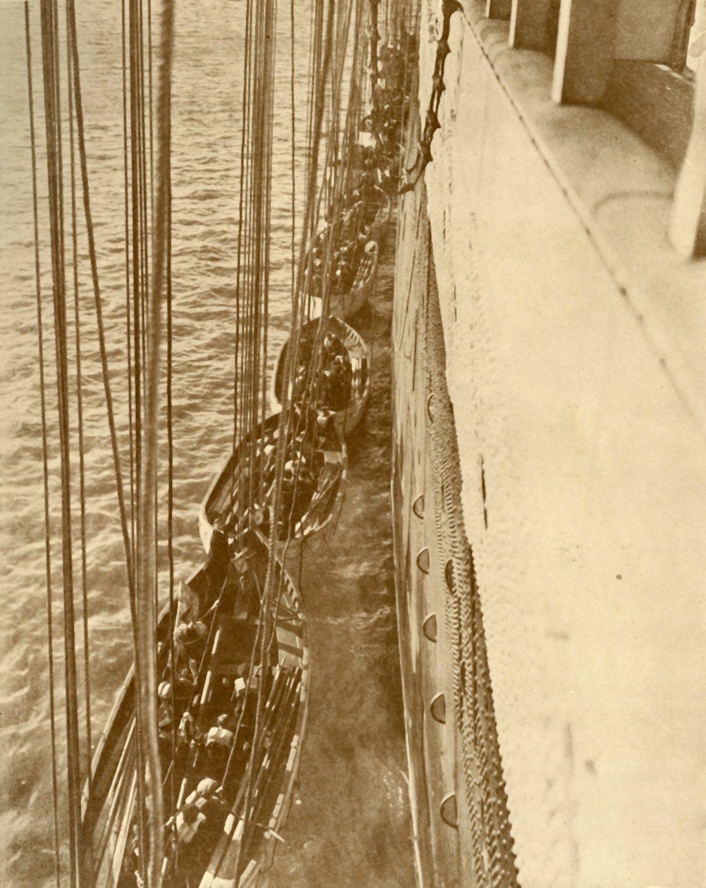 Endast för övning, c1930. av Unbekannt