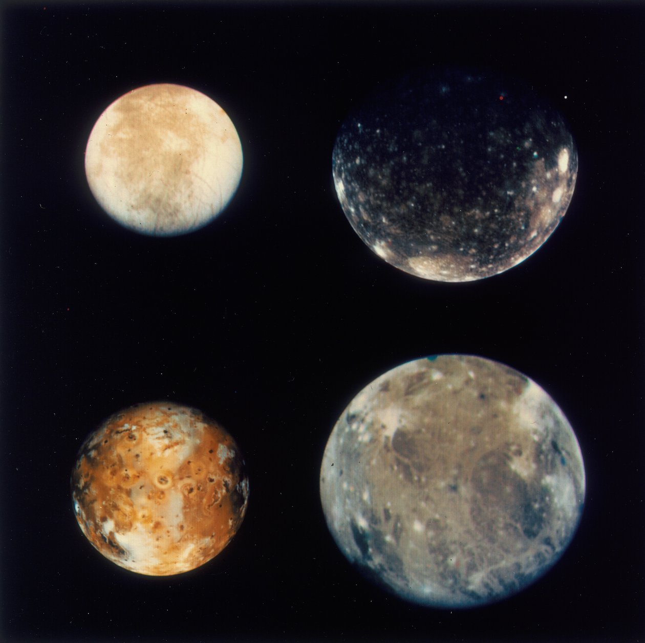 Fyra månar av Jupiter, Io, Europa, Ganymedes och Callisto, 1979 av Unbekannt