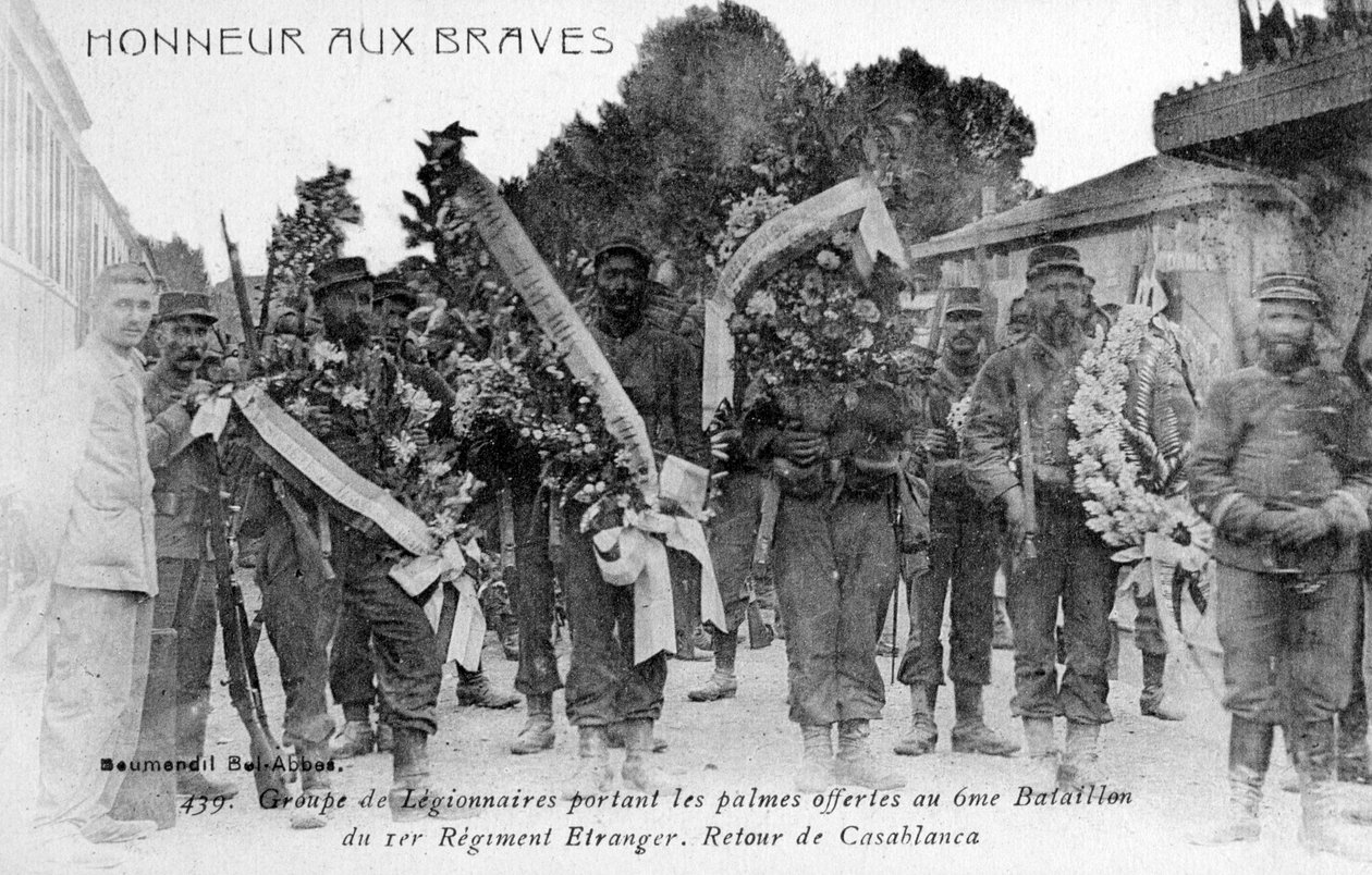 Franska främlingslegionen hedrar de modiga, Algeriet, 1910 av Unbekannt