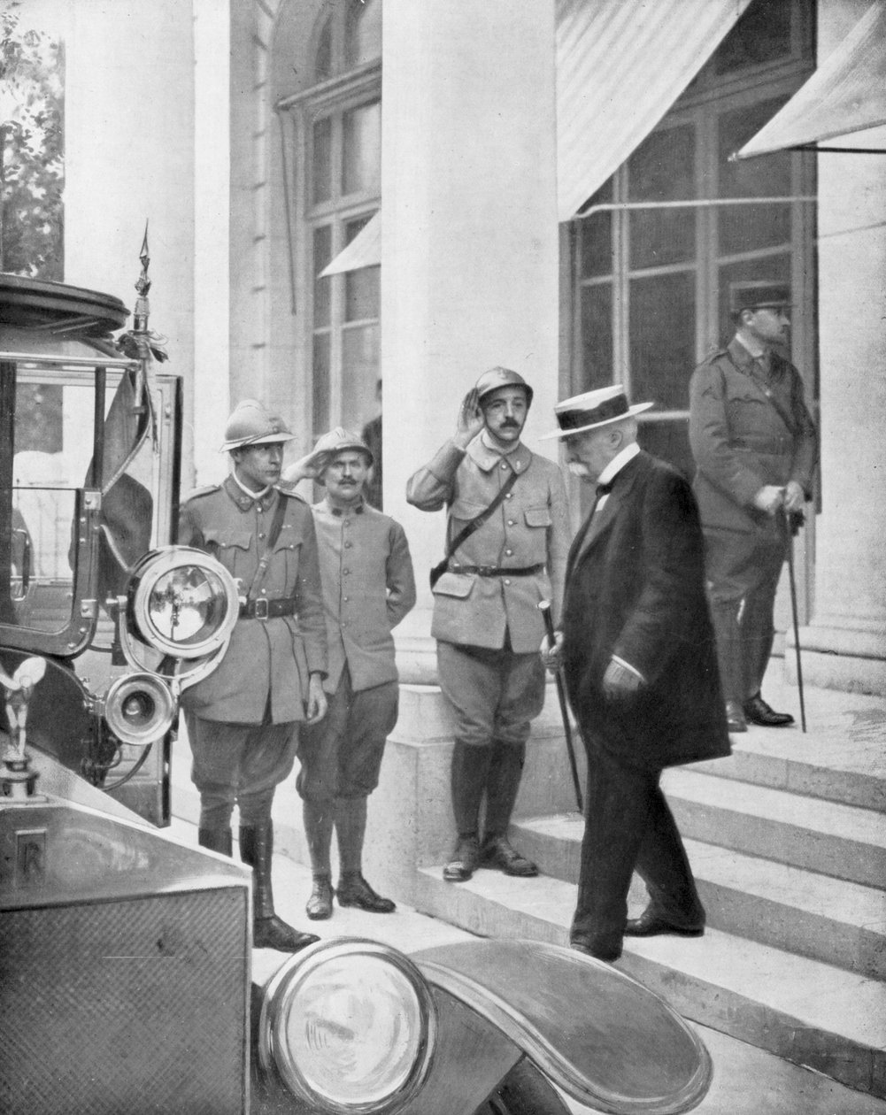 Frankrikes premiärminister Georges Clemenceau i Versailles, Frankrike 3 juni 1918 av Unbekannt