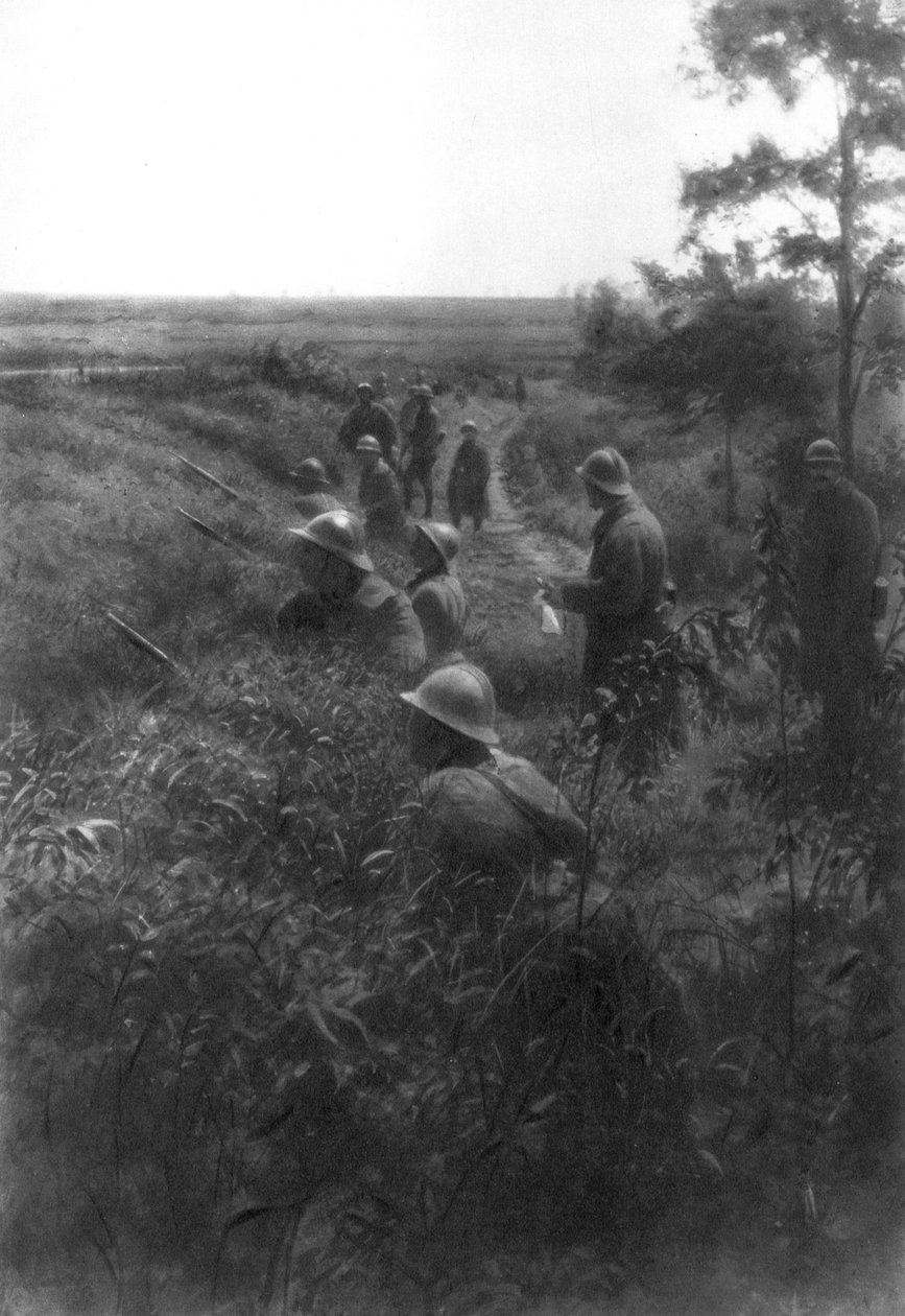 Franskt infanteriposition i en nedsänkt körfält, norr om Villers-Cotterets, Aisne, Frankrike, 1918 av Unbekannt
