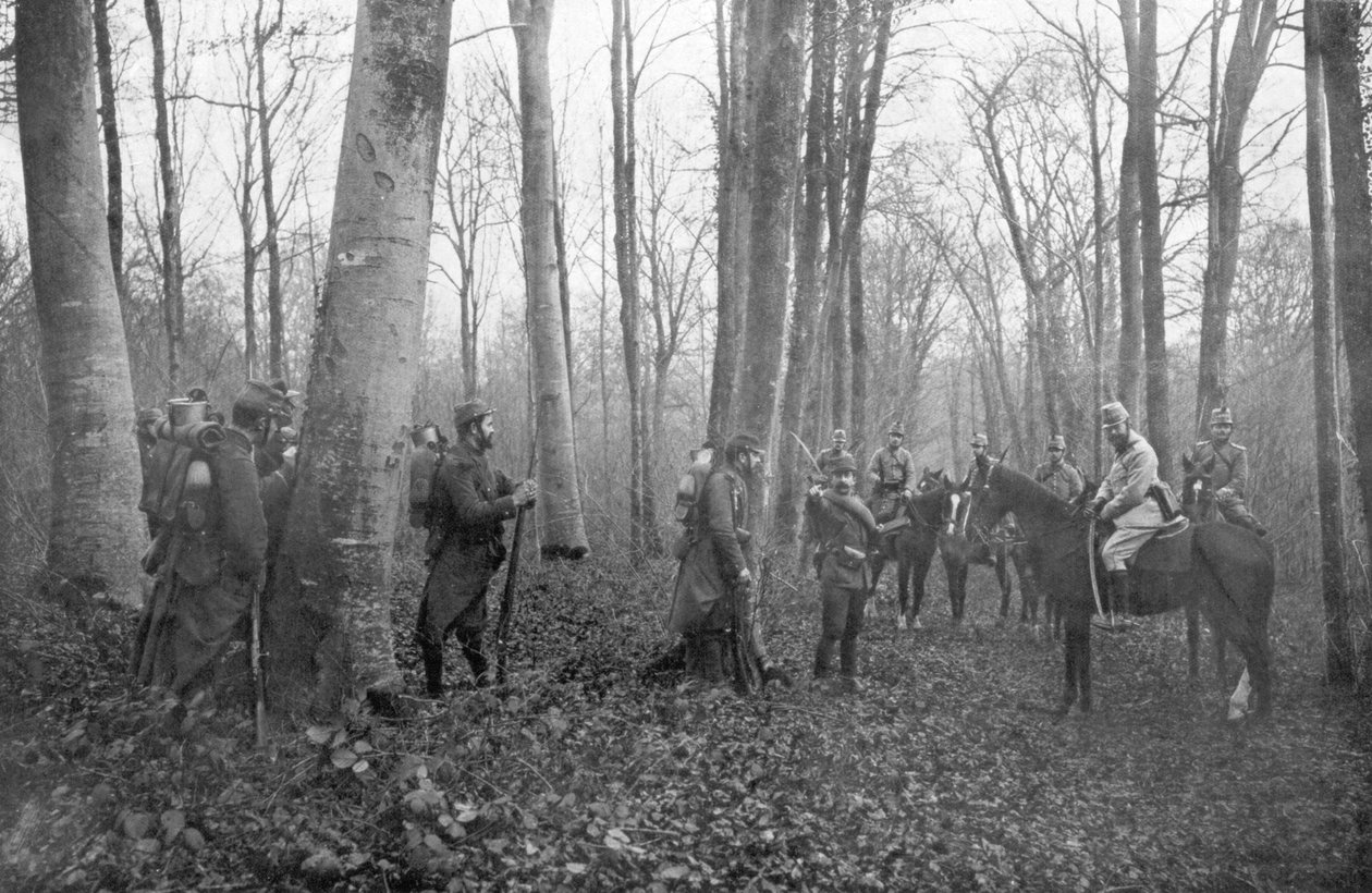 Franska patruller i skogen av Argonne, Frankrike, 1915 av Unbekannt