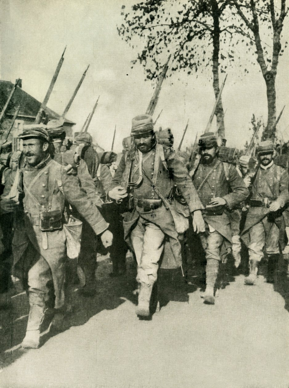 Franska trupper på marsch, första världskriget, 1914-1918, c1920. av Unbekannt