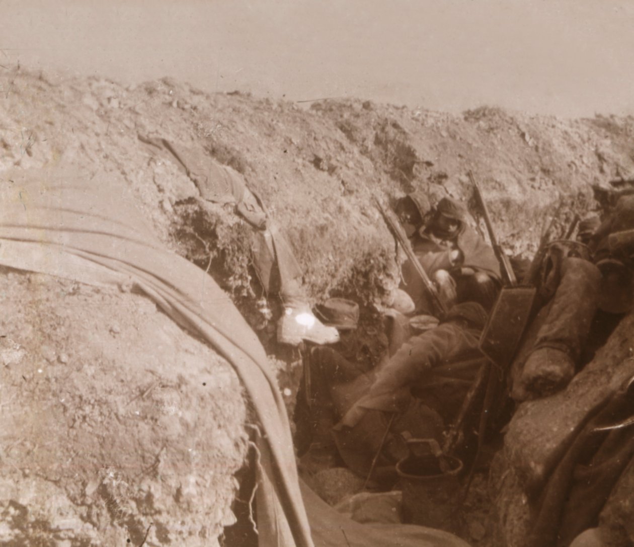 Frontlinjens skyttegravar, Beauséjour, norra Frankrike, c1914-c1918 av Unbekannt