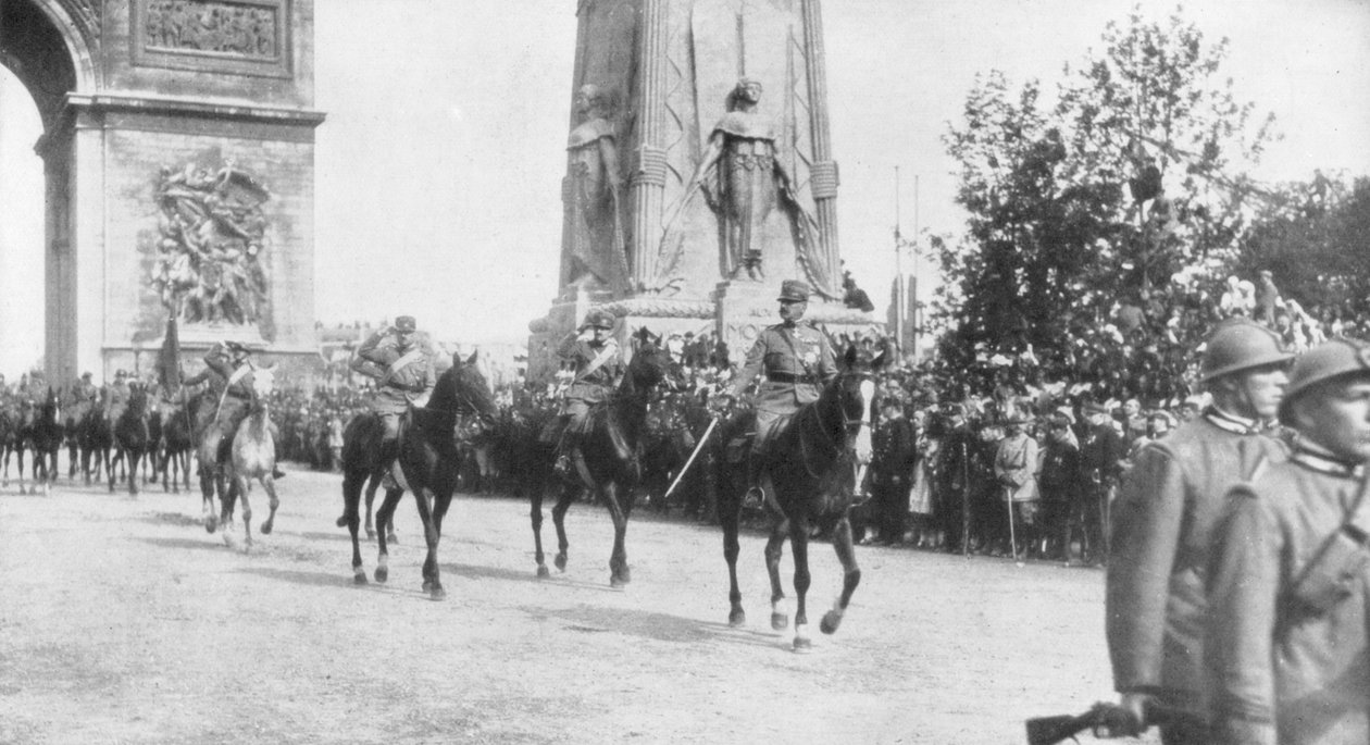 General Montuori och italienska trupper under segerparaden, Paris, Frankrike, 14 juli 1919 av Unbekannt