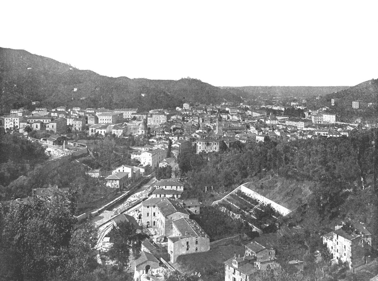 Översikt över staden Carrara, Italien, 1895. av Unbekannt