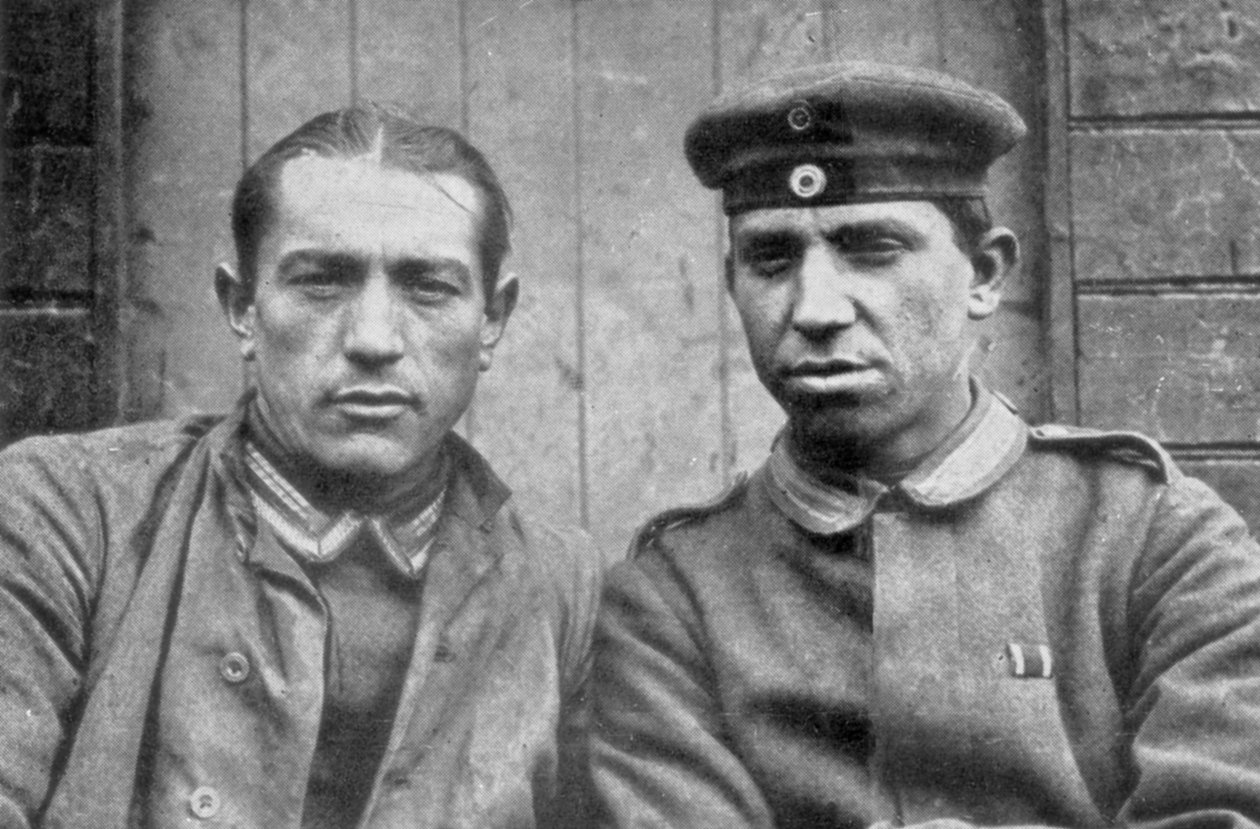 Tyska fångar tagna av kanadensiska styrkor, Vimy, Frankrike, första världskriget, 1917 av Unbekannt