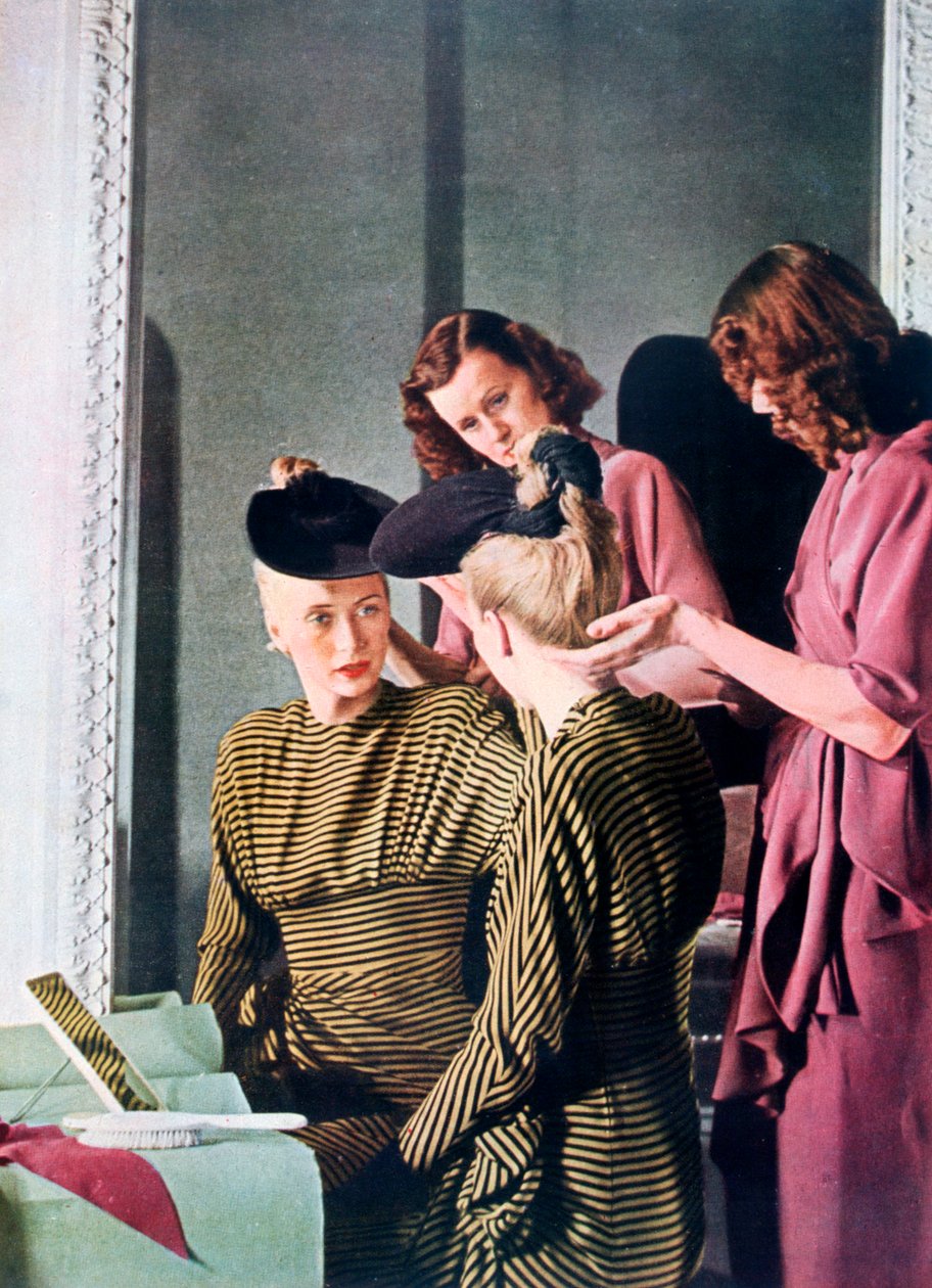Tyskt dammode, 1942 av Unbekannt