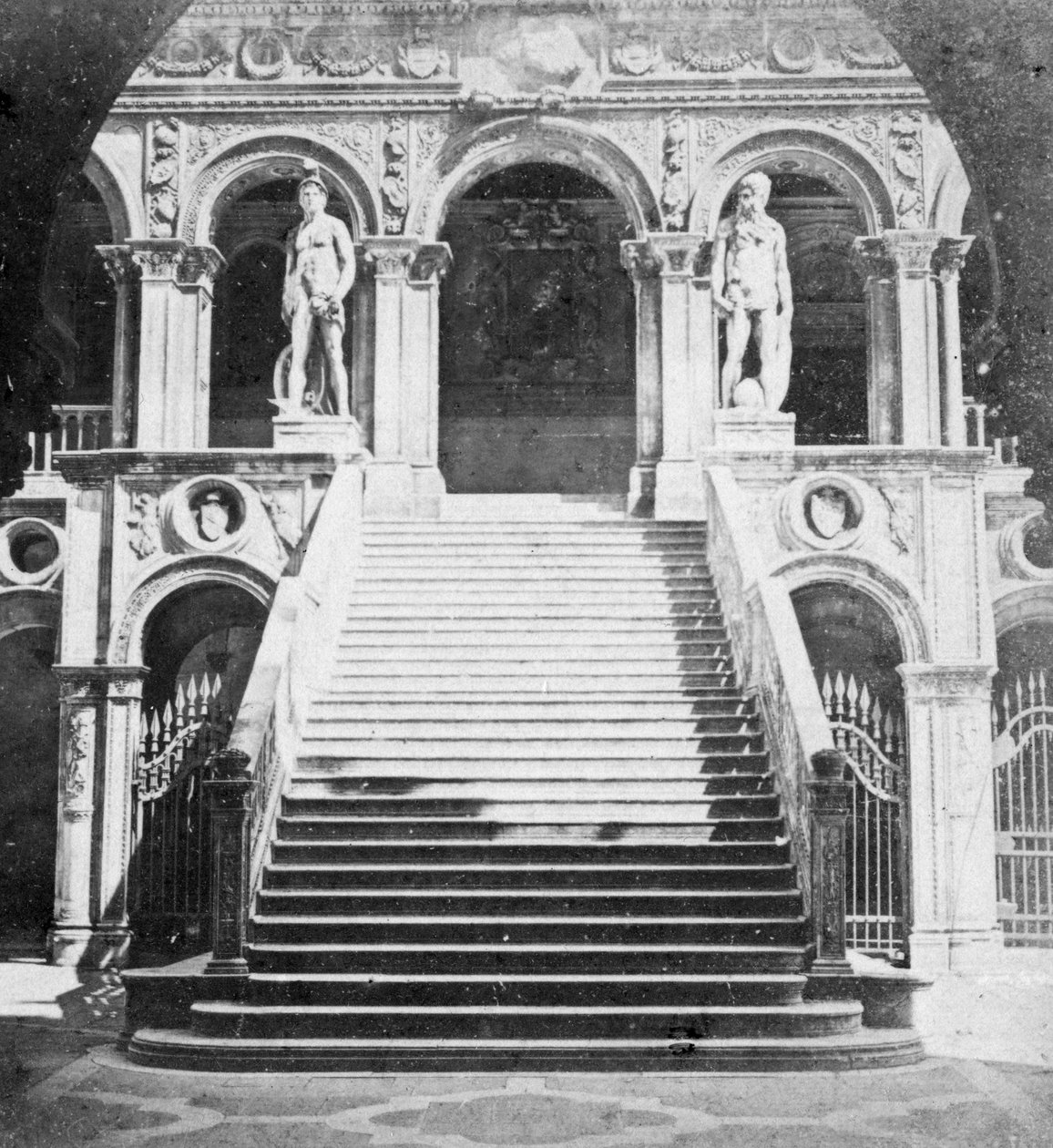 Giants Staircase, Doges Palace, Venedig, Italien, sent 1800- eller tidigt 1900-tal av Unbekannt