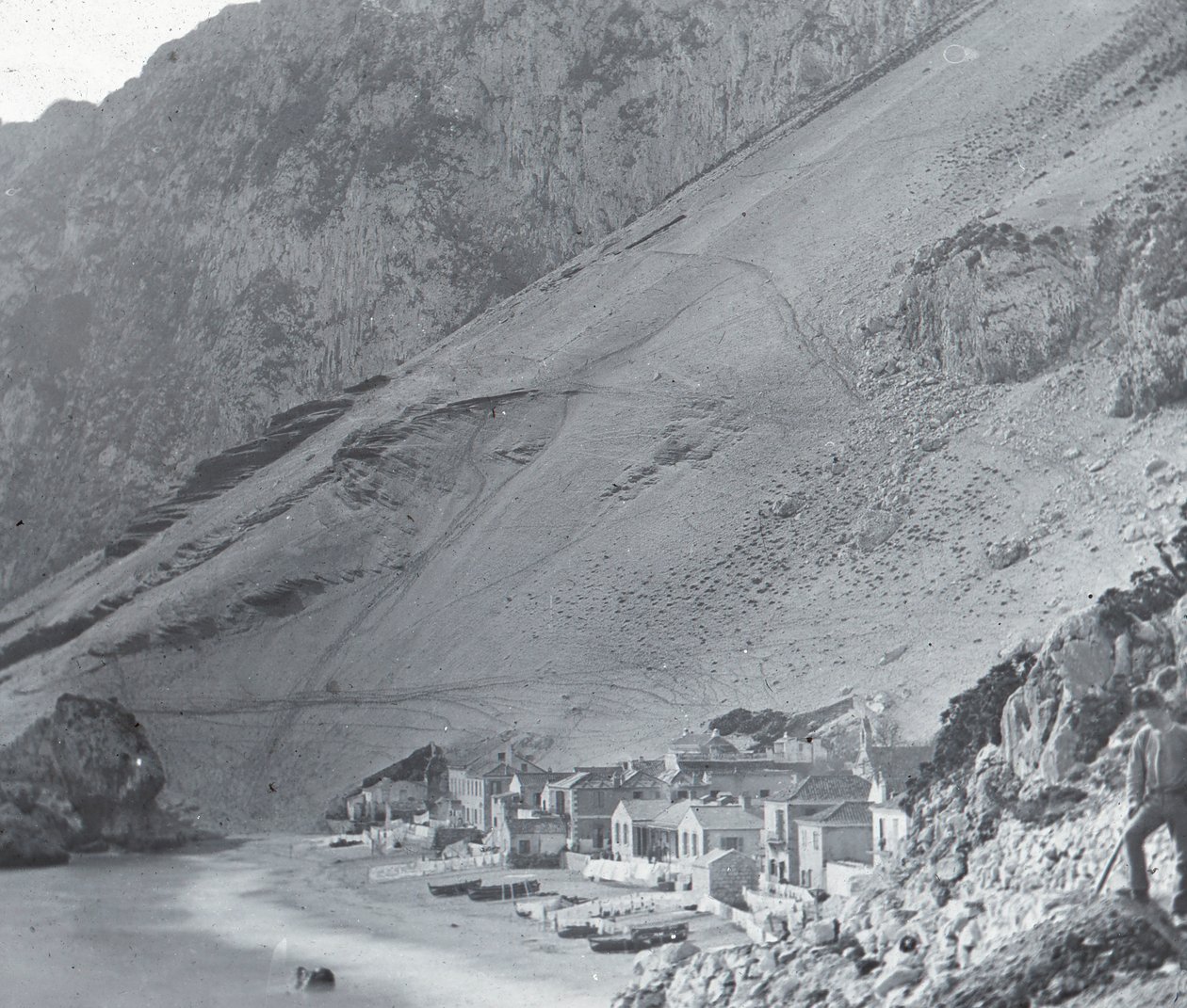 Gibraltar, Catalan Bay, c1910 av Unbekannt