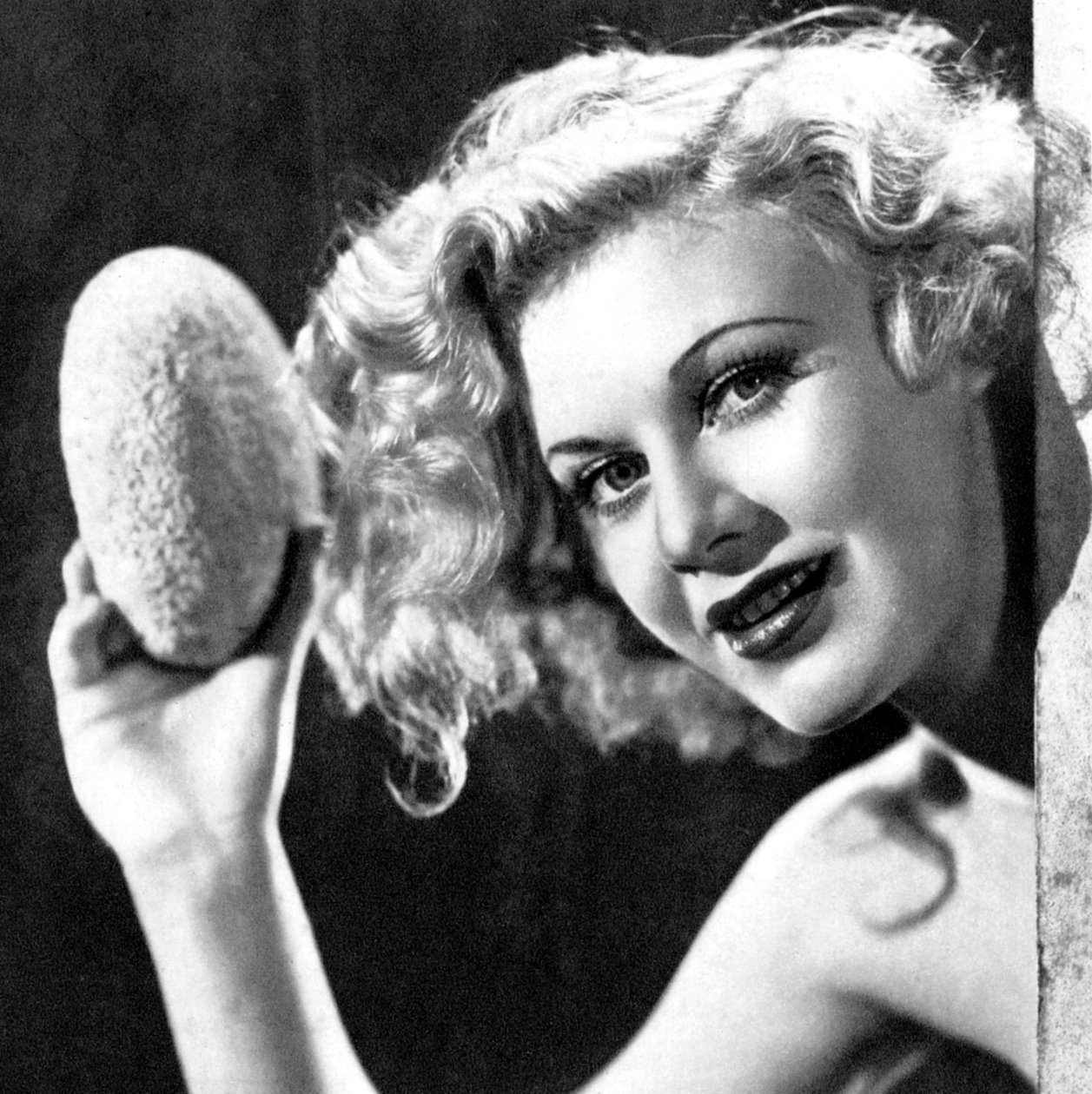 Ginger Rogers, amerikansk skådespelerska, 1934-1935 av Unbekannt