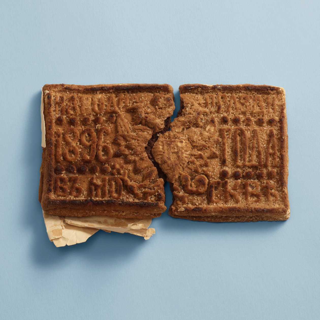 Pepparkakor med det kejserliga vapnet. Närvarande i samband med kröningen av Nicholas II av Unbekannt