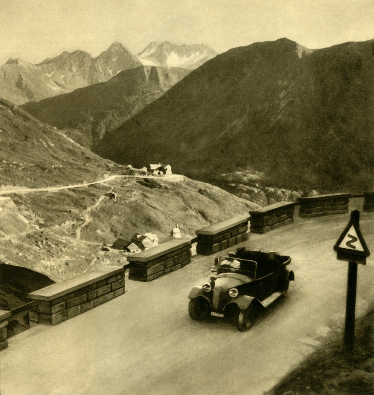 Glocknerhaus på Grossglockner High Alpine Road, Österrike, c1935. av Unbekannt