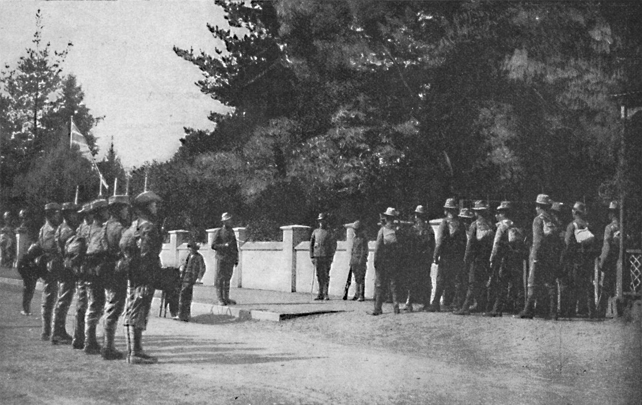 Grenadjärvakter med sina nya hattar avlastar vakten vid Lord Roberts högkvarter, Pretoria, 1 av Unbekannt