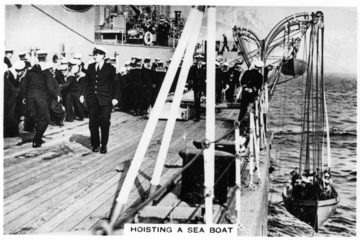 Att hissa en havsbåt, HMS Nelson, 1937 av Unbekannt