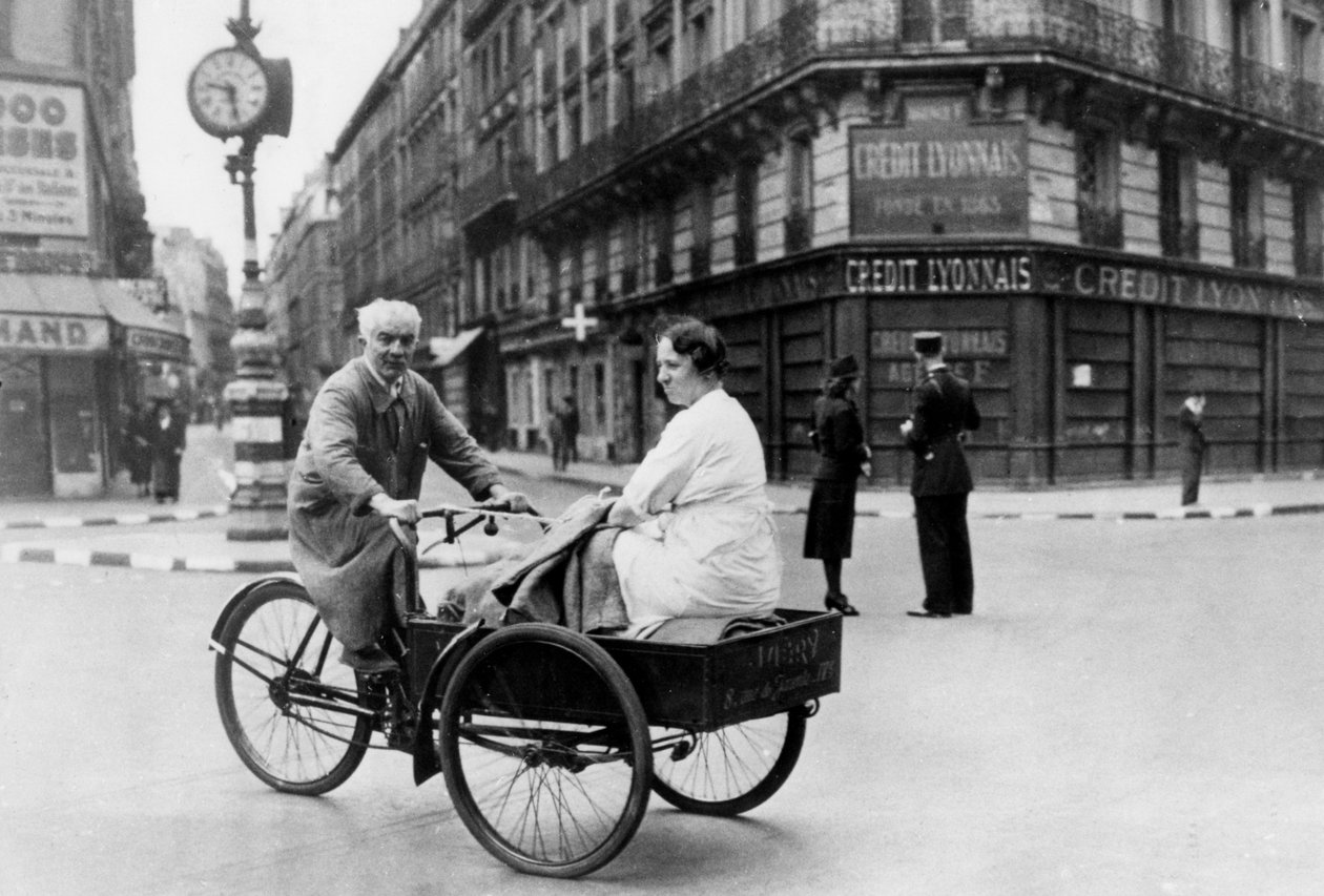Improviserat cykelfordon, tyskockuperade Paris, 1940-1944 av Unbekannt