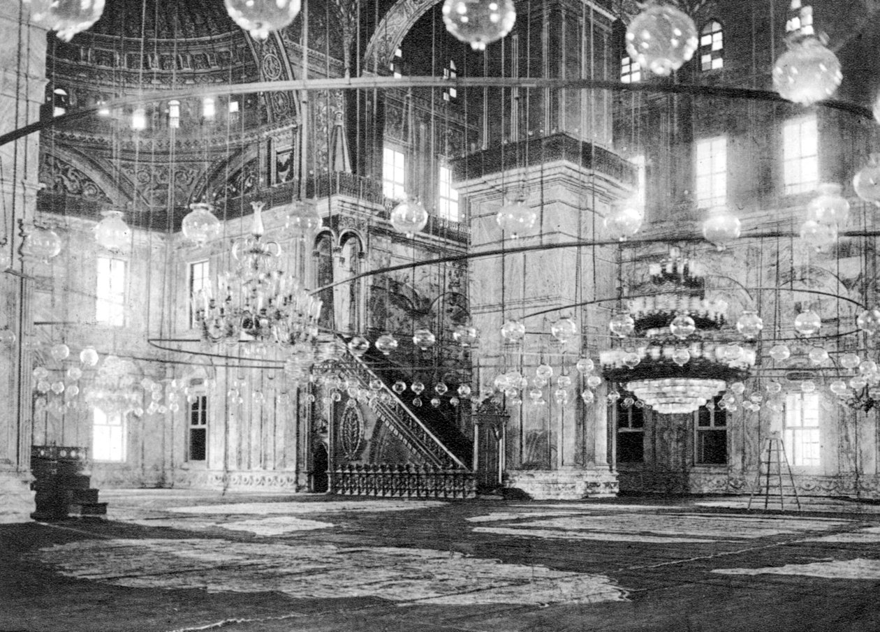 Inne i Muhammad Alis moské vid Saladin-citadellet, Kairo, Egypten, c1920-talet av Unbekannt