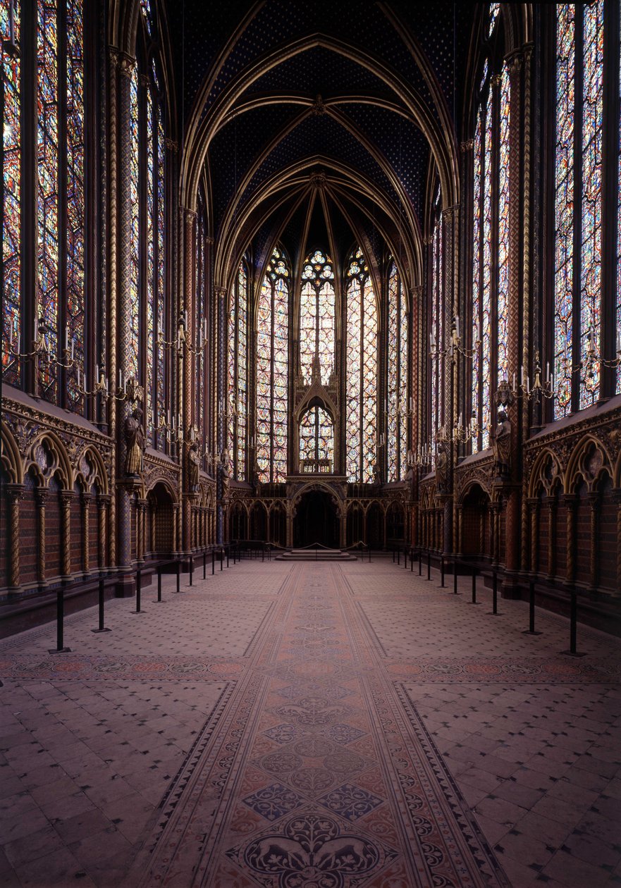 Interiör av Sainte Chapelle (övre kapellet) i Paris. Gotisk konst från 1200-talet. av Unbekannt