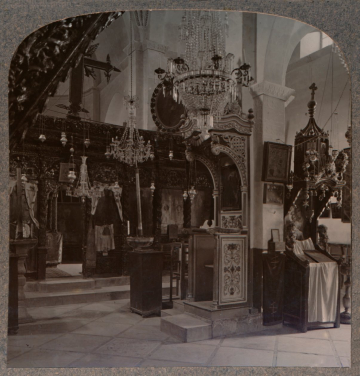 Interiör av synagogan där Kristus predikade, Nasaret, ca 1900 av Unbekannt