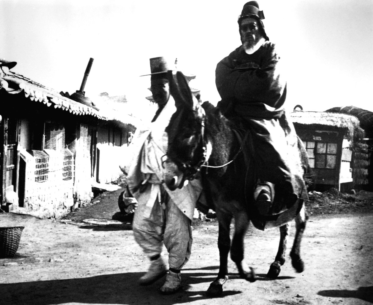 Japanska tjänstemän, Korea, 1900 av Unbekannt