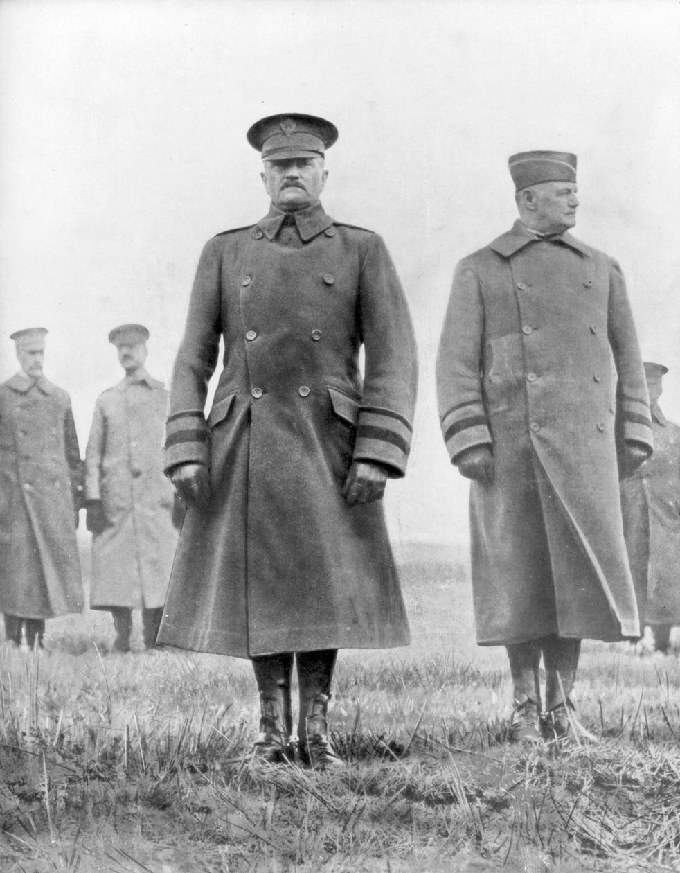 John Pershing och Hunter Liggett, amerikanska generaler från första världskriget, mars 1918 av Unbekannt