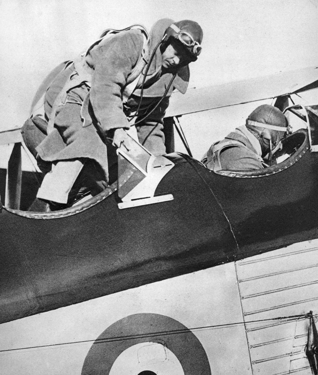 Kung Edward VIII i ett flygplan, 1936 av Unbekannt