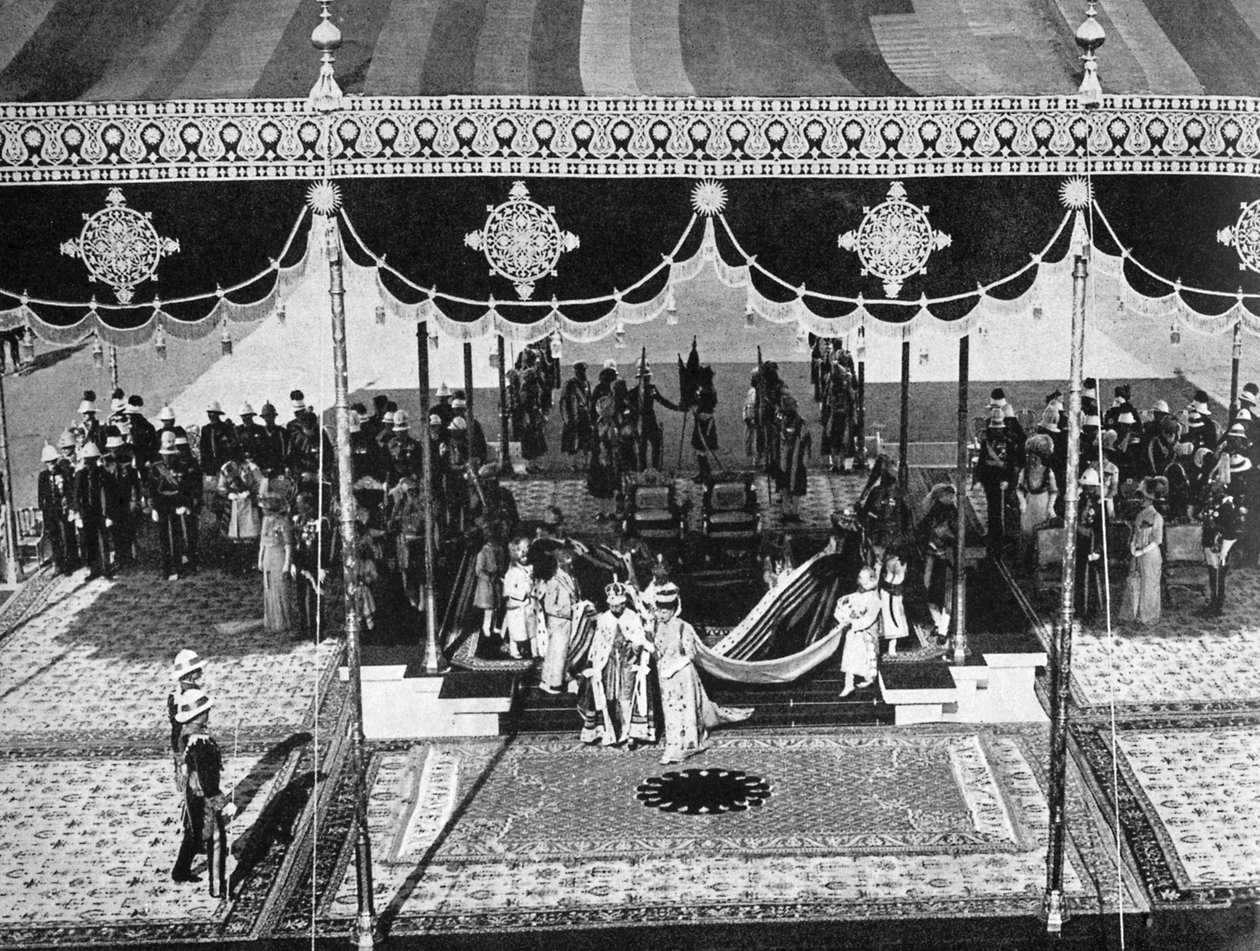 King George V 1865-1936 och Queen Mary 1867-1953 i Delhi Durbar, Indien, 1911 1936 av Unbekannt