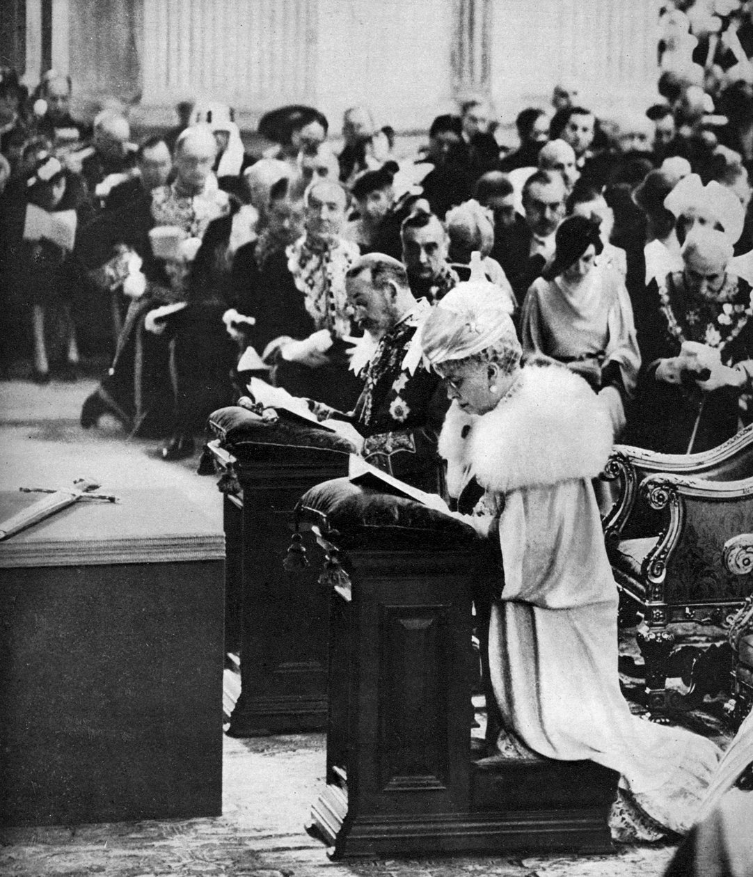 King George V och Queen Mary i St Pauls Cathedral, Silver Jubilee thanksgiving service, 1935 av Unbekannt