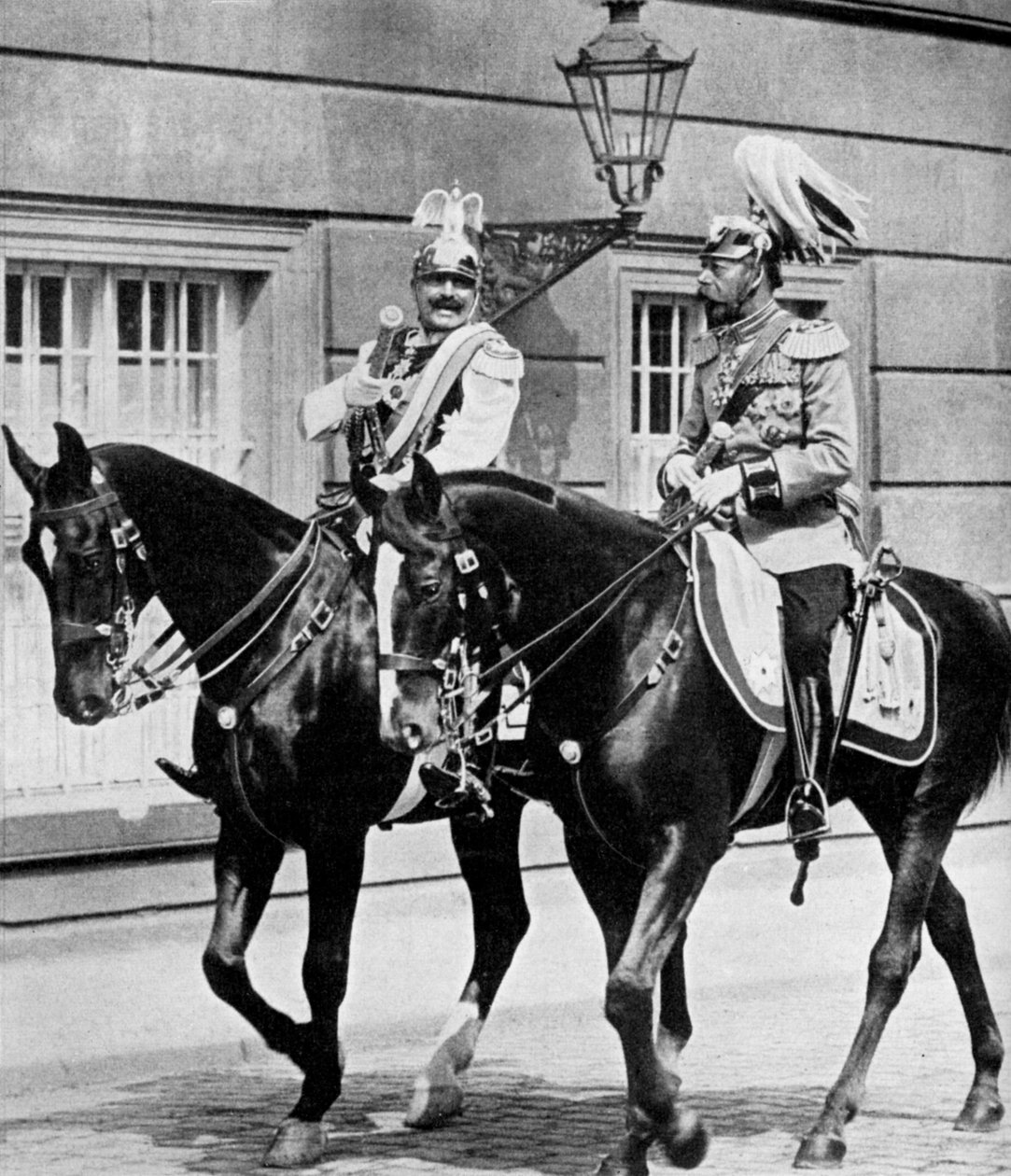 Kung George V av Storbritannien och Kaiser Wilhelm II av Tyskland, 1913 1951 av Unbekannt