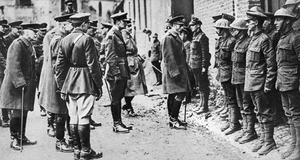Kung George V med 7:e bataljonen Sherwood Foresters, första världskriget, mars 1918 av Unbekannt